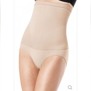 SPANX Higher Power Briefs in Cocoa Size A